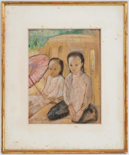null Marie-Antoinette BOULLARD-DEVE (1890-1970)
Deux jeunes Vietnamiennes
Pastel...