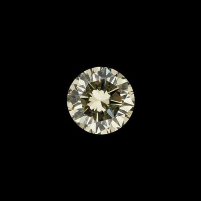 null Diamant taille brillant, 1.17 carat, pureté VVS1, couleur "Fancy" jaune clair,...