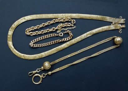 null lot d'or comprenant: colliers , bracelet, giltières en or... accidents 
Poids:...