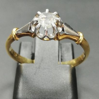 null Bague solitaire diamant taille rose, monture or 
Poids brut : 2.50 g - Doigt:...