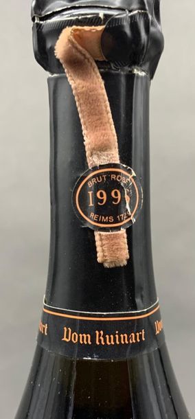 null 1	 bouteille 	CHAMPAGNE 	"Dom Ruinart", 	Ruinart 	1996	 (rosé) 
