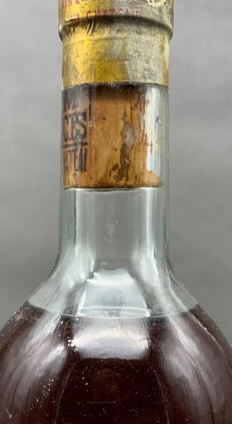 null 1	 bouteille 	CH. 	D'YQUEM, 1° cru supérieur 	Sauternes 	1945	 (ea, MB) 
