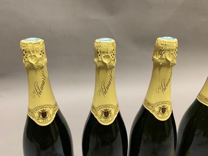 null 4	bouteilles 	CHAMPAGNE 		Vilmart 
