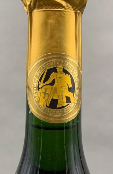 null 1	 bouteille 	CHAMPAGNE 	"Comtes de Champagne", 	Taittinger 	2000
