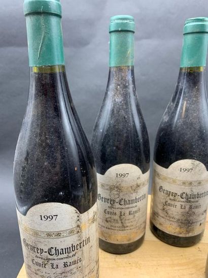 null 4	bouteilles 	GEVREY-CHAMBERTIN 	"La Ramée", 	Pernet-Meulin 	1997	 (et)
