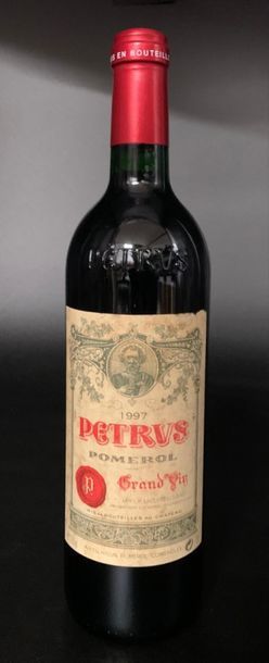 1	 bouteille 		PETRUS, 	Pomerol 	1997 