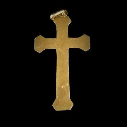 null Pendentif croix en or 
Poids: 1.4 g-H: 3.5 cm 