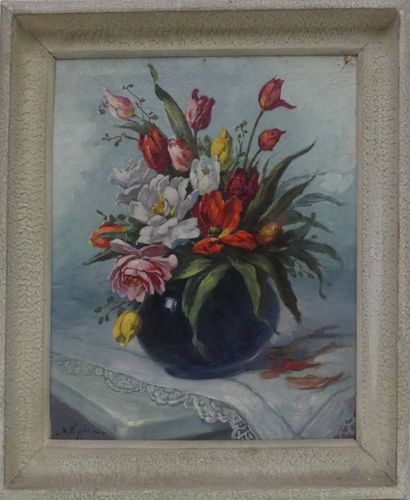 null ECOLE FRANCAISE début XXe
Bouquet de fleurs
Huile sur toile portant une signature...