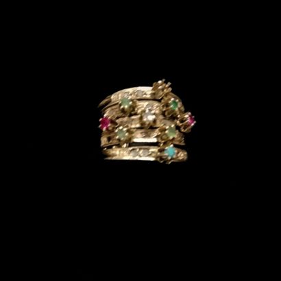 null Ring 5 rings in 14K gold, set with colored gemstones

Gross weight: 7.9 g -...