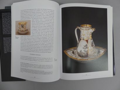 null LIMOGES, deux siècles de porcelaine / Chantal Meslin-Perrier & Marie Segonds-Perrier...