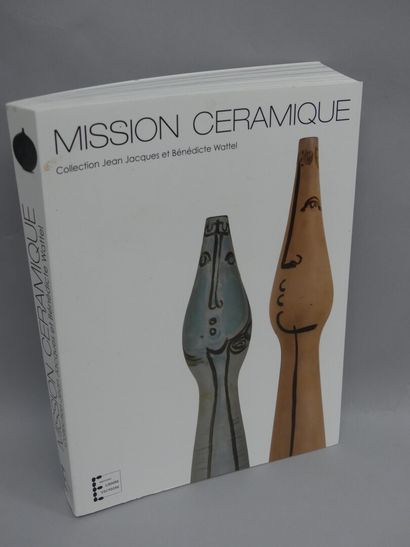 null CERAMIQUE XXe Lot de 2 volumes : 

CERAMIQUE XXe, Collection du Muése des Arts...