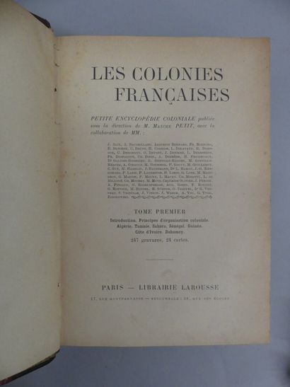 null LES COLONIES FRANCAISES / Lot de 4 livres : 

Portfolio colonial dépeignant...