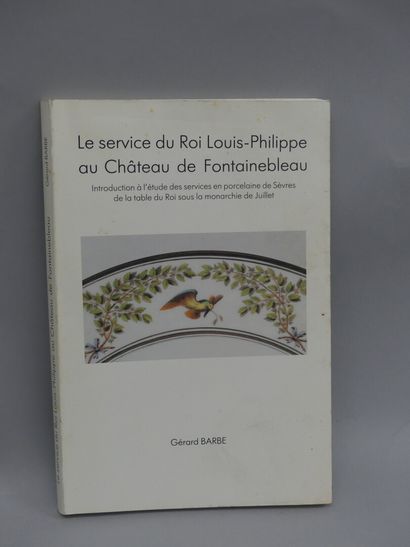 null SEVRES Lot de deux livres : 

- SEVRES des origines à nos jours / Marcelle Brunet...