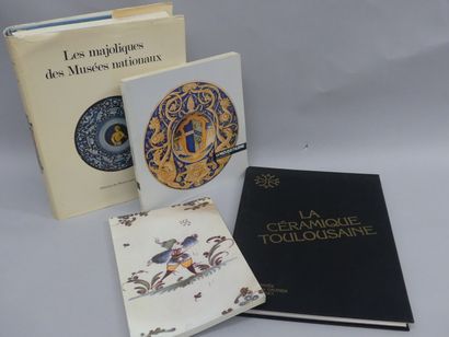 null TOULOUSE / SUD-OUEST / Faïence Lot de 4 livres :

La Céramique Toulousaine /...