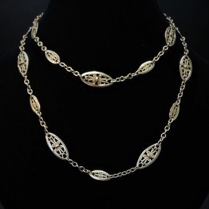 null Necklace in gold mesh filigree 

Weight: 24.8 g - L: 72 cm