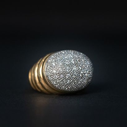 null Bague Cocktail pavage diamants taille brillant 1.20 carat environ, monture or...