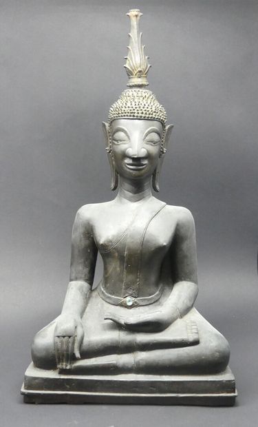 null Statue representing a seated Buddha in the position "of the earth to witness"...