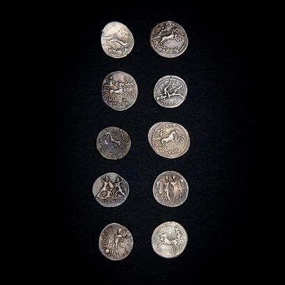 null ROMAN REPUBLIC 

batch of 10 silver denarii