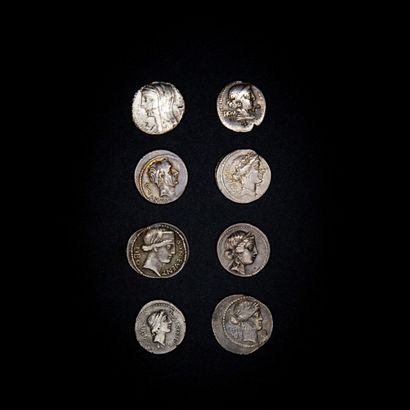 null ROMAN REPUBLIC 

lot of 8 silver denarii