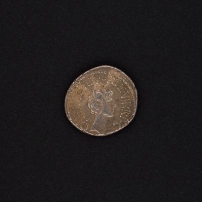 null ROMAN EMPIRE 

Mark Antony, silver denarius R/ Octavian

Weight : 4 g TTB