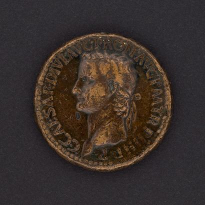 null ROMAN EMPIRE 

Sestèrce in bronze ,Caligula ,R / Drusille Julie Agrippine Rare...