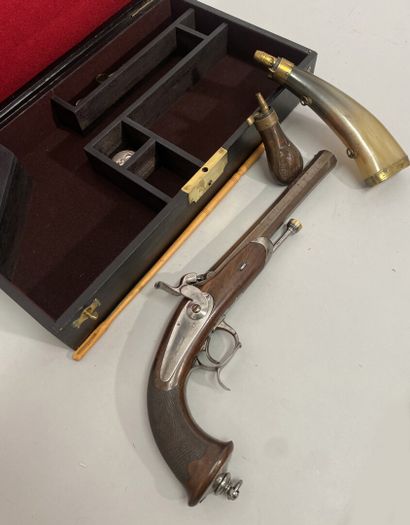 null Coffret moderne contenant un pistolet à percussion d'officier modèle 1833 second...