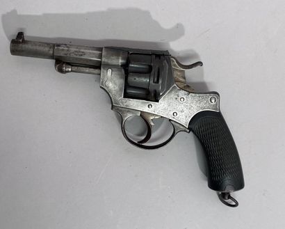 null Revolver Chamelot Delvigne modèle 1874 (fabrication civile du revolver réglementaire)....