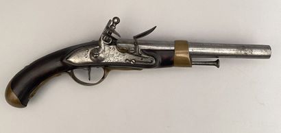 null 
Joli pistolet de bord modèle 1786. Fabrication révolutionnaire par la Manufacture...