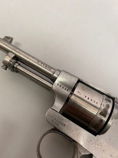 null Revolver à huit coups RAST & GASSER modèle 1898. Calibre 8mm. Arme n°78938....