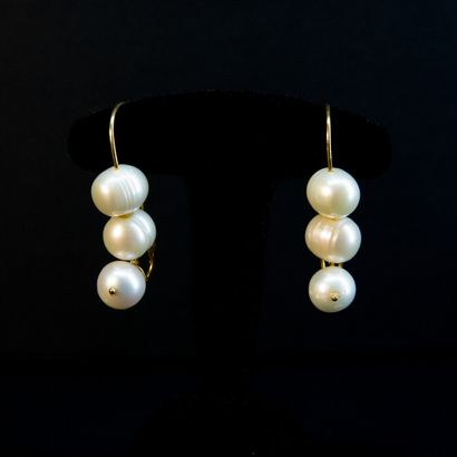 null Paire de pendants d'oreilles , perles de culture baroque 

Poids brut :9.5 g-...