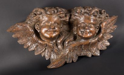 null Elément décoratif en chêne sculpté représentant deux putti

XIXe

42 x 84 cm...