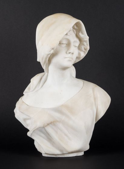 null Buste de femme en albâtre blanc, signé "E. CHATARD".

Vers 1900.

H : 40 cm
