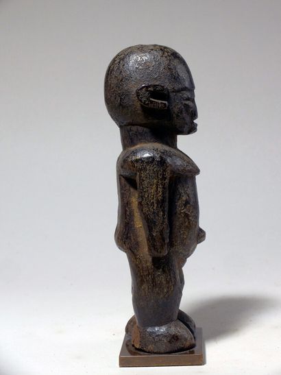 null Statuette Lobi (Burkina faso)

Petite statuette dont le style est bien connu...