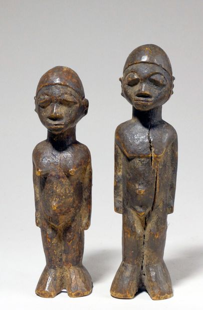 null Couple de statuette Lobi (Burkina faso)

Statuettes représentant un homme et...