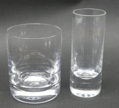 null SAINT LOUIS, modèle Saint-Tropez

Douze verres en cristal dont six verres "Shots...