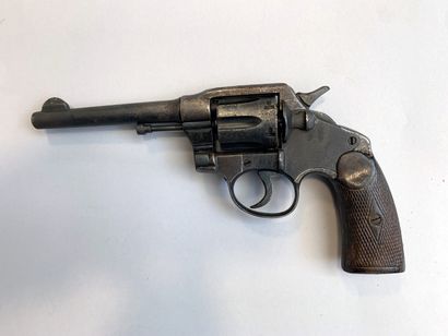 null Revolver copie Colt fabrication espagnole (1892 espagnol) calibre 8mm. Arme...