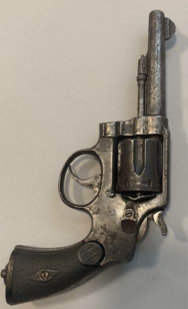 null Revolver modèle 1892 espagnol copie Smith & Wesson. Calibre 8mm/92. Fabrication...