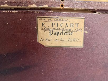 null Ecole Française fin XIXe

Vue de Cannes

Huile sur carton portant une étiquette...