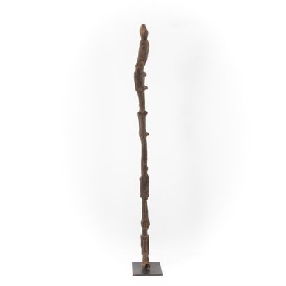 null LOBI- BURKINA FASO 

Large cane composed of a figure topped by three animals...
