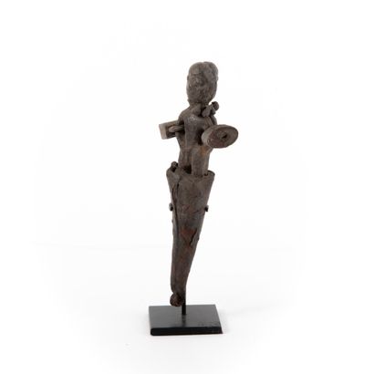 null FON- BENIN 

Old small botchio surmounted by a Janus character blocked by two...