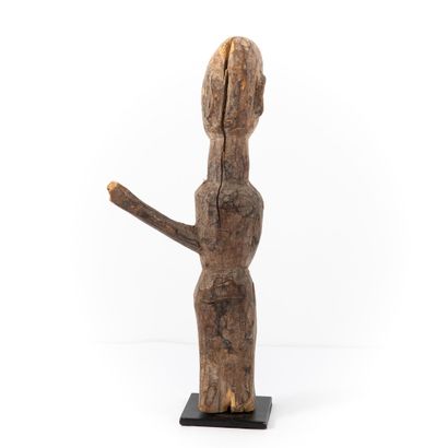 null LOBI - BURKINA FASO 

Thill arm raised to the left 

Patina of use, missing...