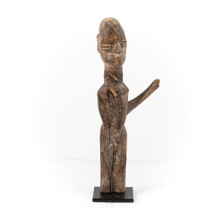 null LOBI - BURKINA FASO 

Thill arm raised to the left 

Patina of use, missing...