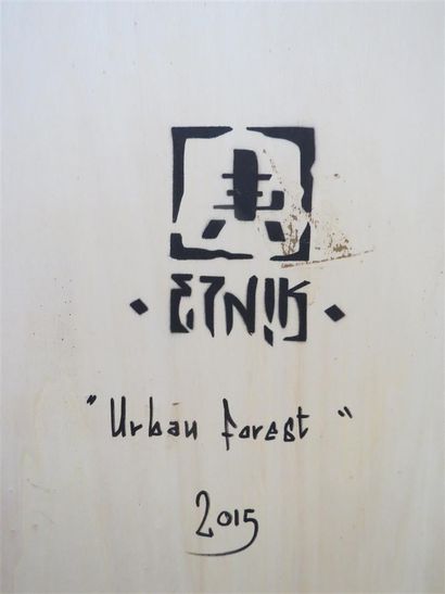 null ETNIK (1972)

Urban Forest

Technique mixte sur panneau, signé et daté 2015...