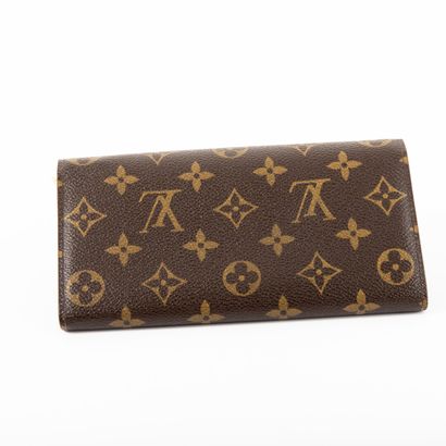 null Louis VUITTON, Paris "Sarah

Bag in monogrammed canvas and leather.

L : 19...