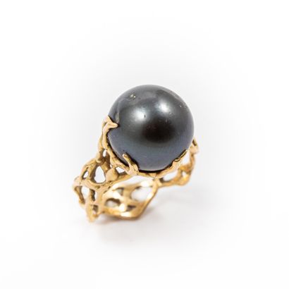 Ring grey cultured pearl diam: 13mm approximately,...