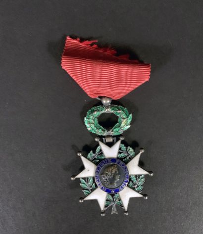 Etoile de chevalier de la Légion d'Honneur...
