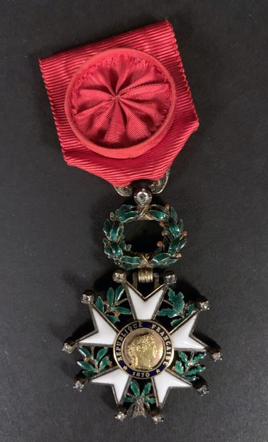 Belle étoile de Chevalier de la Légion d'Honneur...