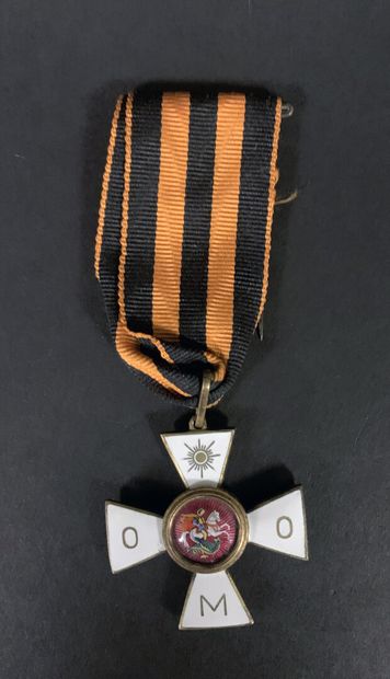 Réplique en émail et bronze d'une Croix d'Officier...