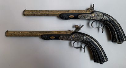 Paire de pistolets à percussion par Lepage-Moutier arquebusier du Roi 
Paire de pistolets...