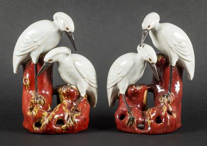 null Pair of enameled stoneware vases decorated with pairs of herons.

China, Shiwan,...